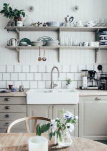 5 Farmhouse Kitchen Sinks We Love – Hallstrom Home