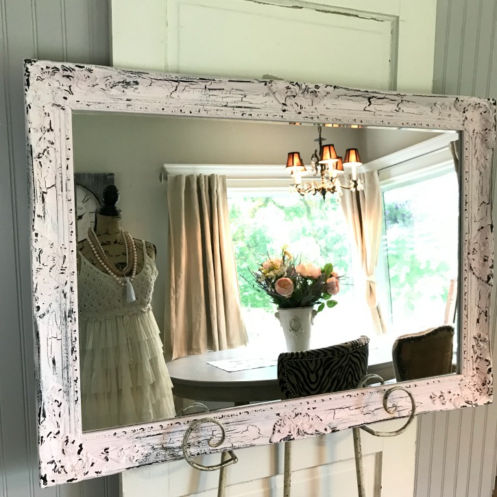 Easy Chippy Painted Mirror DIY – Hallstrom Home