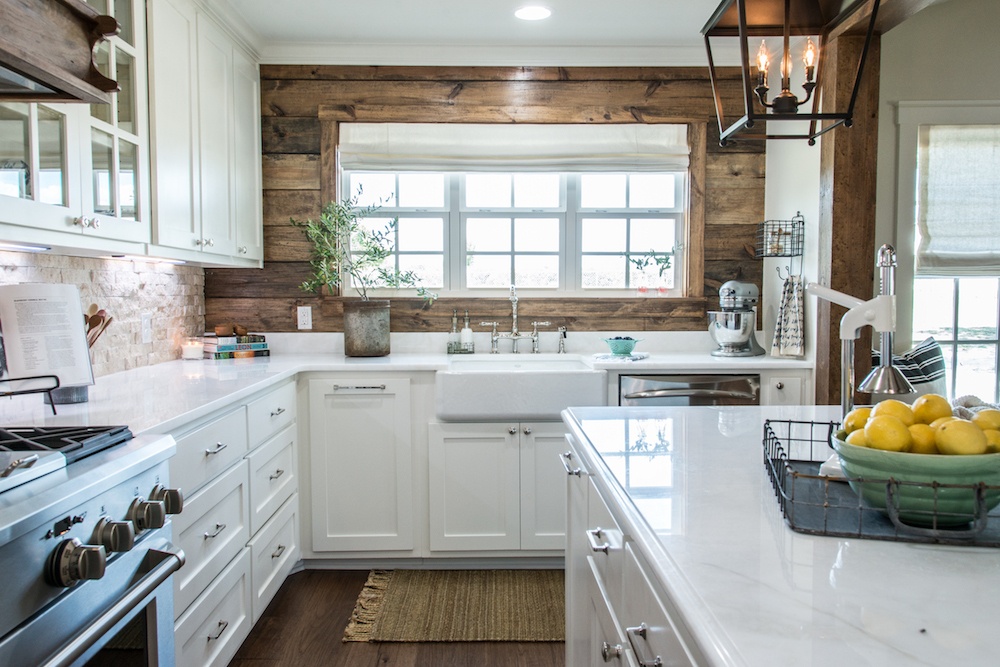 Farmhouse Kitchen Decor Ideas – Hallstrom Home