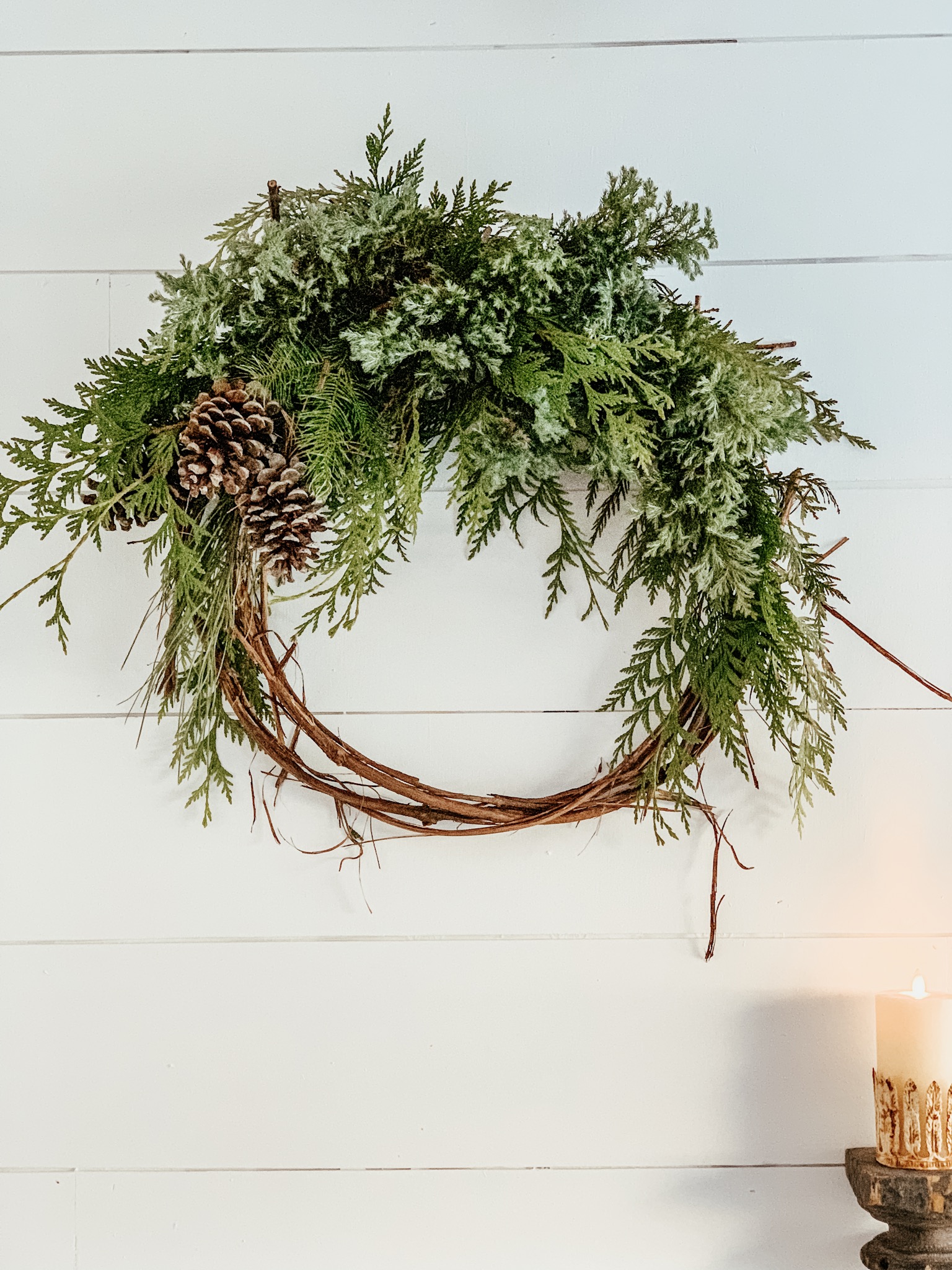 How to Keep it Simple this Christmas Season/Home Tour – Hallstrom Home