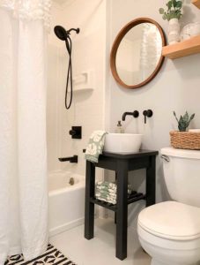 Small Bathroom Makeover Ideas – Hallstrom Home