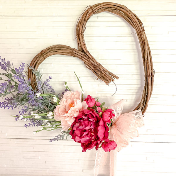 Diy Heart Wreath Tutorial Hallstrom Home 1203