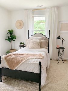 7 Style Tips for a Girls Bedroom – Hallstrom Home