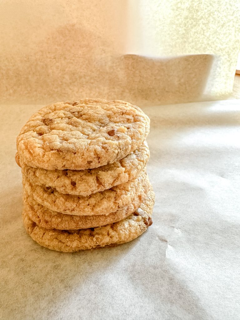 Toffee Chocolate Chip Cookie Recipe/cookie recipe/easy recipes/toffee cookies/dessert recipes/hallstrom home